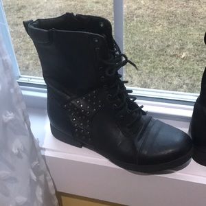 Pink and pepper combat boot